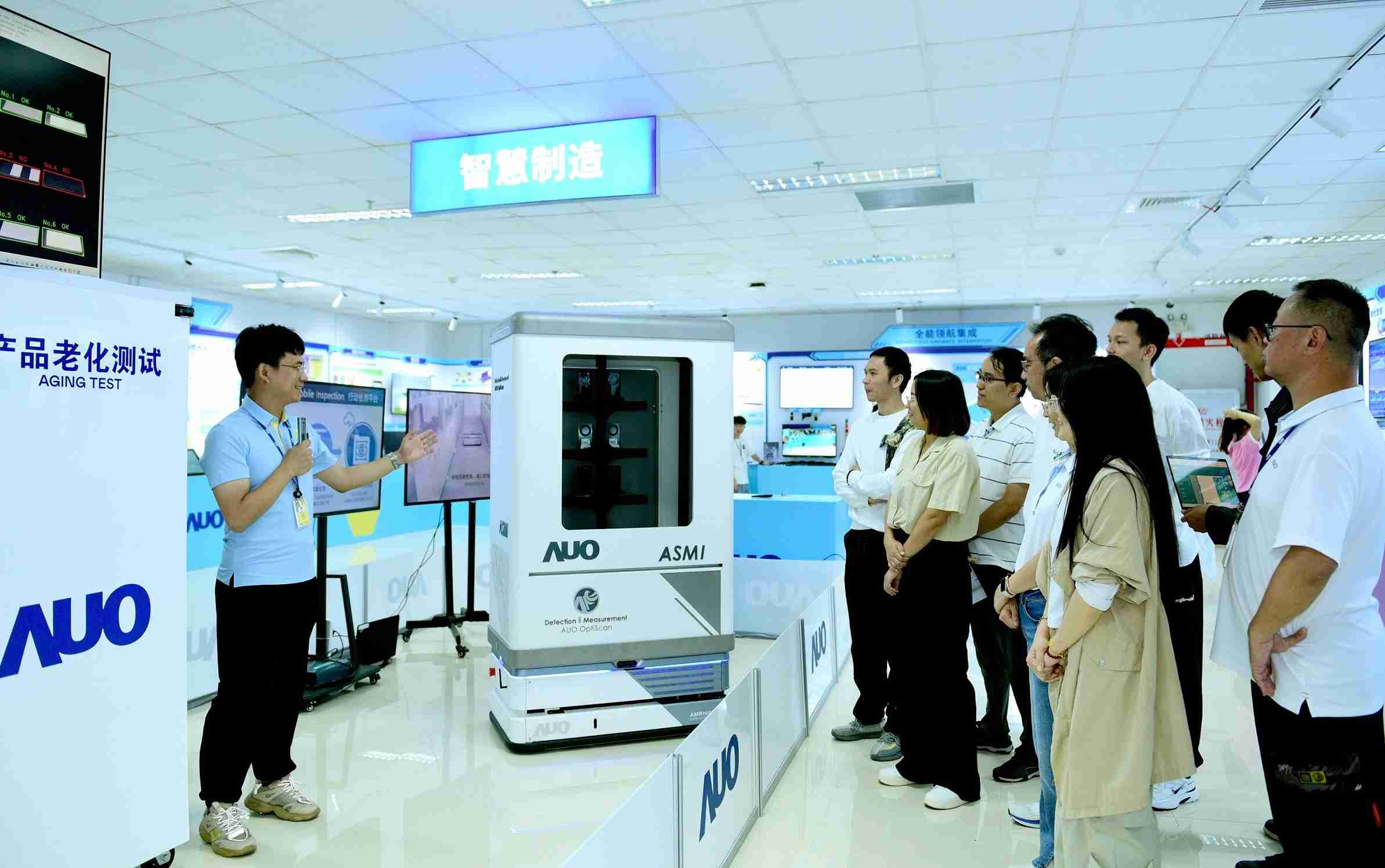 JDB电子厦门将5G+ABC技术串联生产管理全流程，，，打通研发、、、采购、、生管、、、制程、、、、设备、、、质量等产品全生命周期制造流程，，，完成数字化设计、、智慧供应链、、、智能座舱、、全流程设备管理、、数据驱动优化、、、、智慧在线检测、、、、智慧品管等自适应生产模式升级